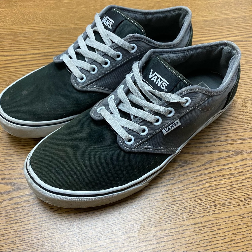 Used Vans Mens comfy Cush era skateboard shoes Size 9.5
